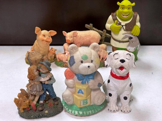 Small collection of figurines