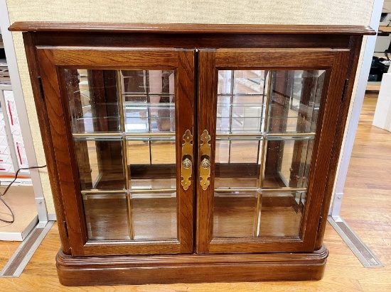 Short Display Cabinet