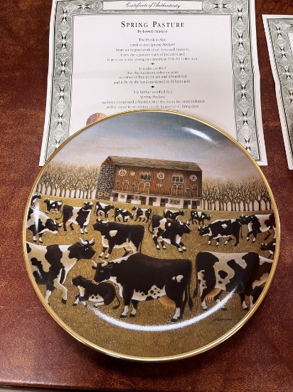 Franklin Mint Collectible Cow plate by Lowell Herero