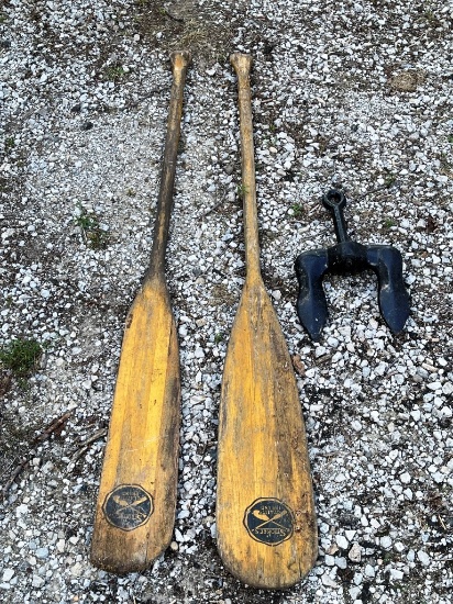 Oars and Anchor