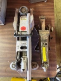 2 Jacks