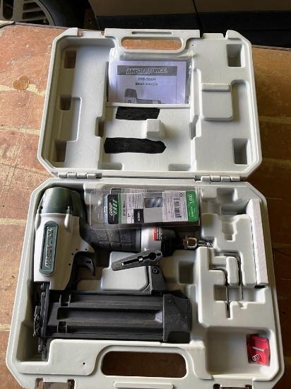 Pneumatic Brad Nailer