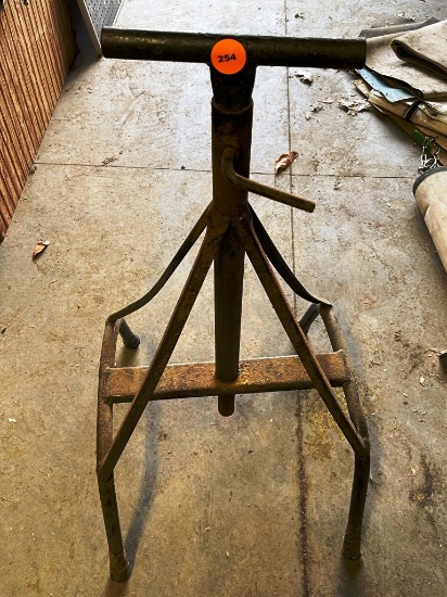 Adjustable Roller Stand