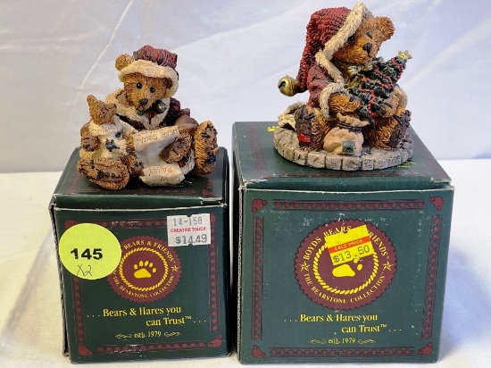 Boyds Collectinble Christmas Bears with boxes