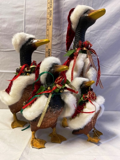 Grandeur Noel Christmas Ducks