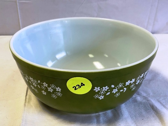 Vintage Pyrex Mixing Bowl
