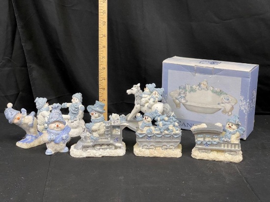 Snow Buddies Figurines