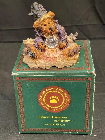 Boyds Bears and Friends #2261