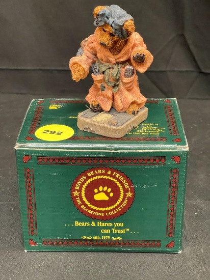 Boyds Bears and Friends #2284