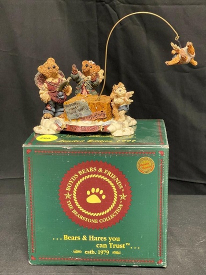 Boyds Bears and Friends Limited Edition