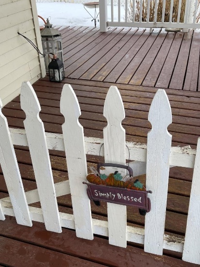 Porch and Lawn Decorations