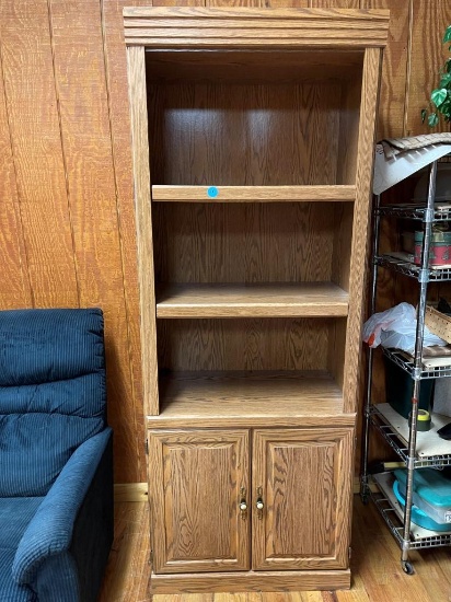 Display Cabinet with Doors