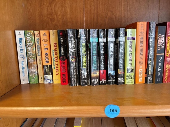 Michael Connelly Paperbacks