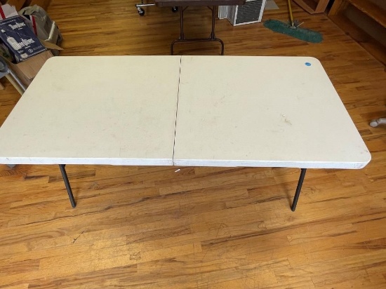 5 Foot Folding Table