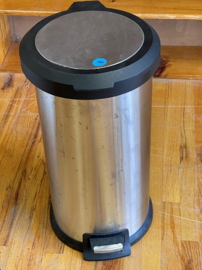 Foot Pedal Trash Can