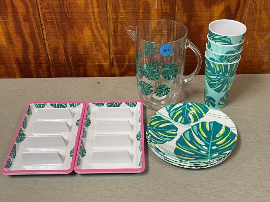 Martha Stewart Summer Service Pieces