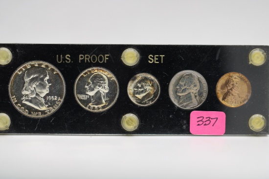 PROOF SET IN PLASTIC