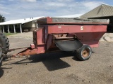 Gehl 7190 Feeder Wagon