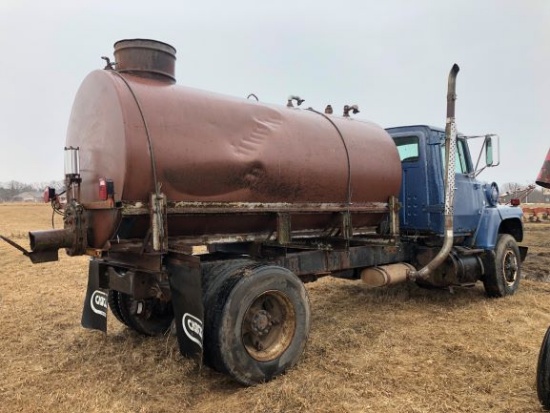 1984 Ford 8000 Diesel Truck With Homemade Manure Tanker