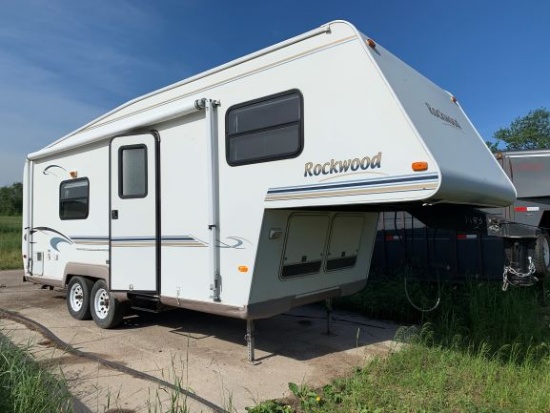 2002 Forest River RV Rockwood 24’ RB