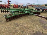 John Deere 16 Ft Disc