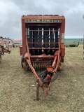 Gehl 1600 Round Baler