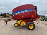 2016 New Holland Roll Belt 450 Baler