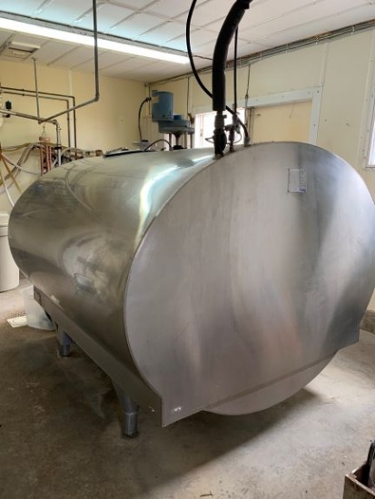 800 Gallon Mueller Bulk Tank Model OE