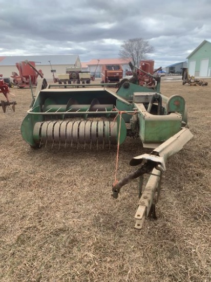 John Deere 14T Small Square Baler