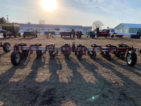 3pt Dawn Pluribus 8 Row Strip Till Machine