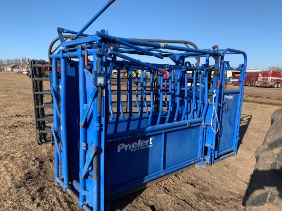 Preifert Squeeze Chute