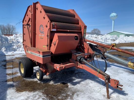Gehl 1710 Round Baler