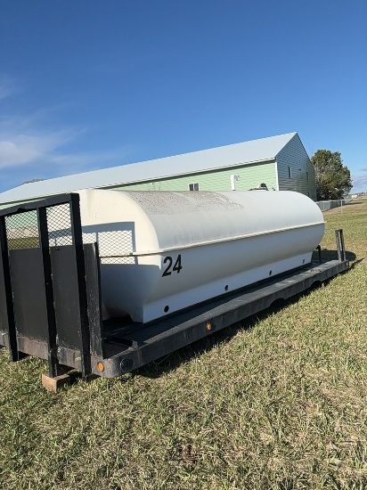 3000 Gal Water Tank and flatbedS24773