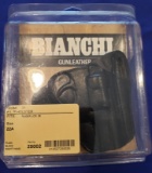 BIANCHI HOLSTER, NEW IN BOX, FITS RUGER LCR, RH