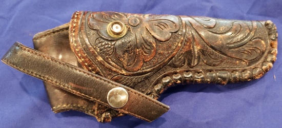 TOOLED HOLSTER