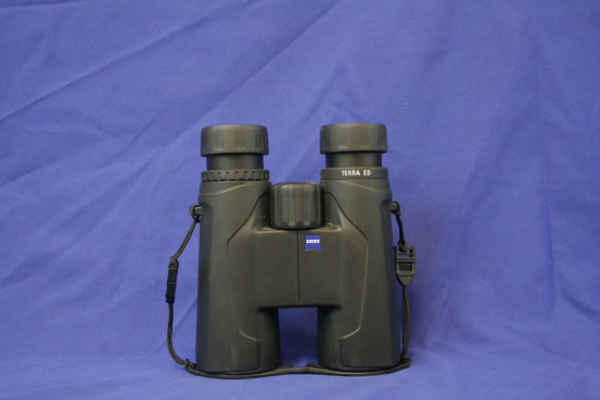 Zeiss Terra ED Binoculars 8 x 42