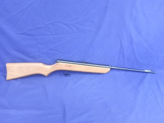 Crosman Model V-350 BB Rifle Cal: .177 BBs