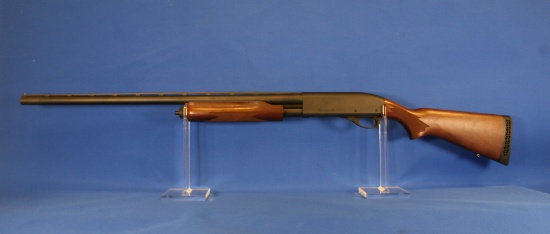 Remington 870 12 Gauge Pump-Action Shotgun. SN# A964011M