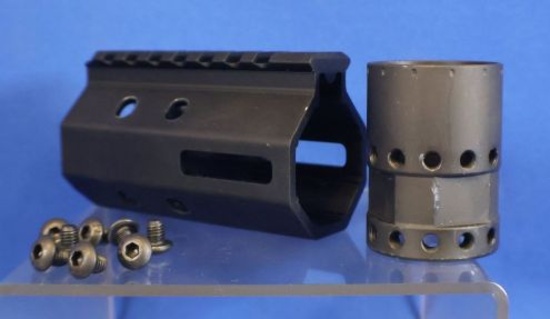 3.5" AR Pistol Handguard with barrel nut.
