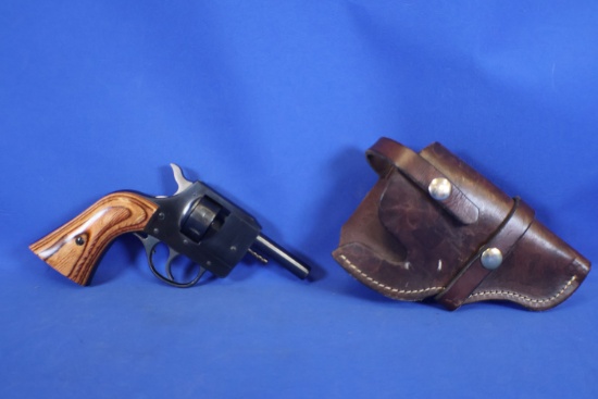 Days Ens Starter Pistol, 22LR NSN. Excellent Condition.