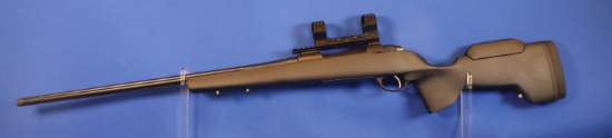 Sako 85 L, 7MM Rem Mag Bolt Action Rifle. Excellent Condition. SN# X67236.