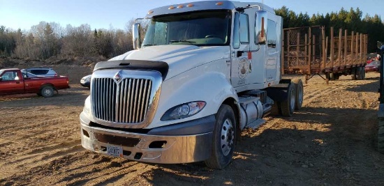 2013 International Prostar+ Sleeper Semi