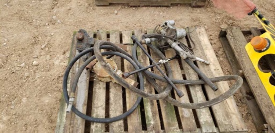 (2) Pumps And A Receiver Hitch