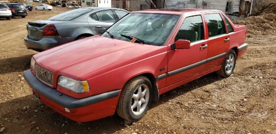 1997 Volvo 850 Base Sedan