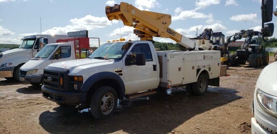 2010 Ford F550 4x4 Dually Bucket Truck