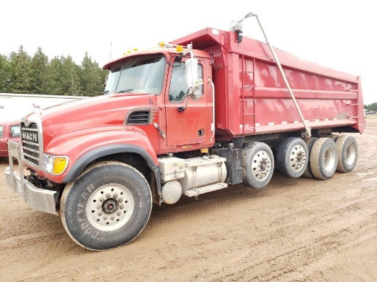 2003 Mack Granite Cv713