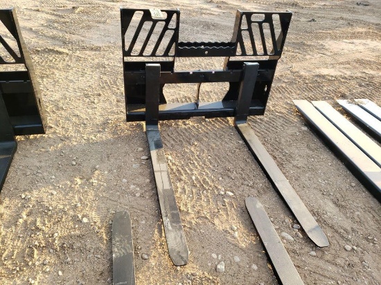 Unused Hd 42" Pallet Forks