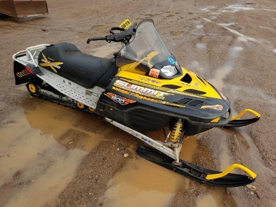 Skidoo Summit 800cc