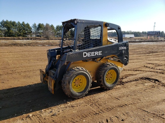 Deere 320d Skid Steer
