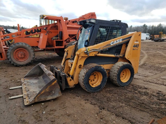 2010 Case 440 Skid Steer